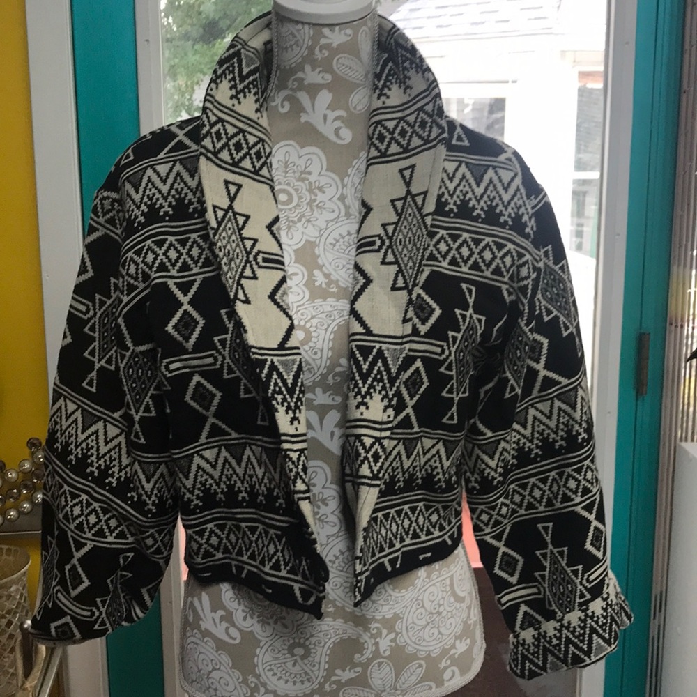 Aztec Print Reversible Crop Jacket - image 4
